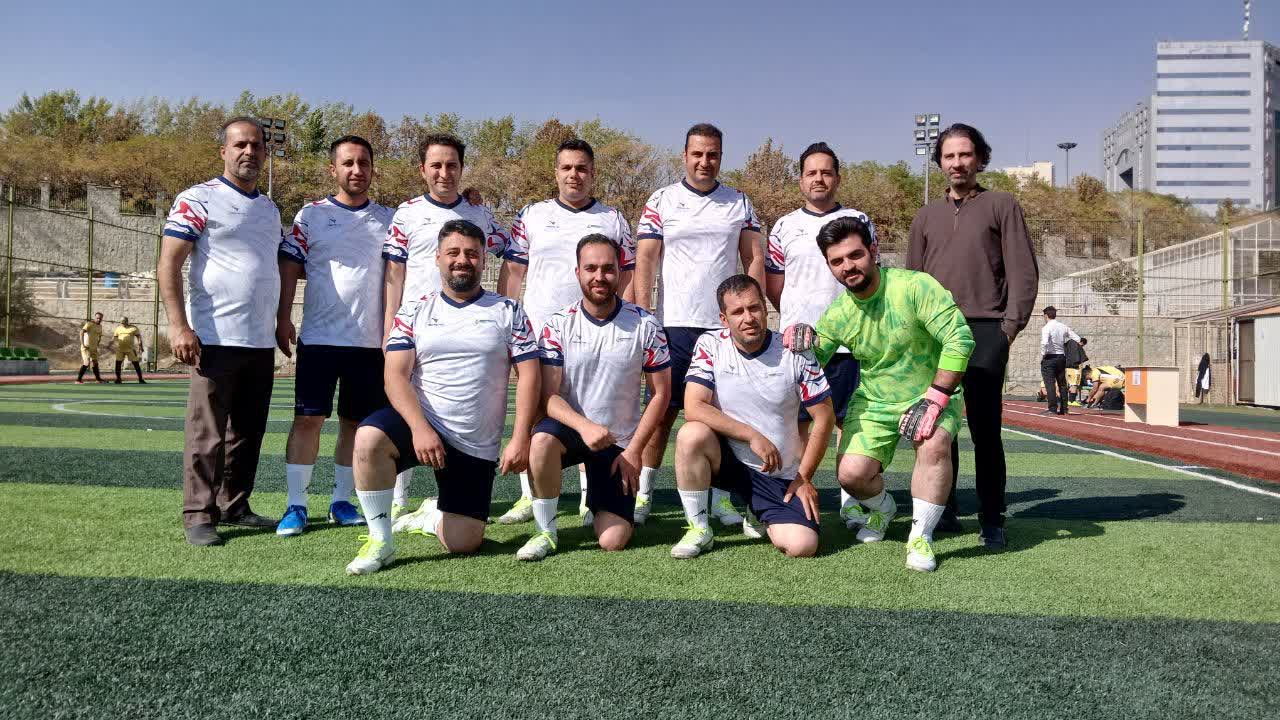 حضور تیم فوتبال شیمی دارو کوثر در مسابقات مینی فوتبال بنیاد مستضعفان انقلاب اسلامی